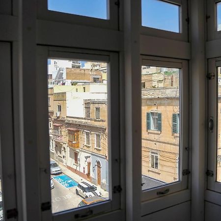 Lovely Apartment Close To The Sea Gzira Екстериор снимка